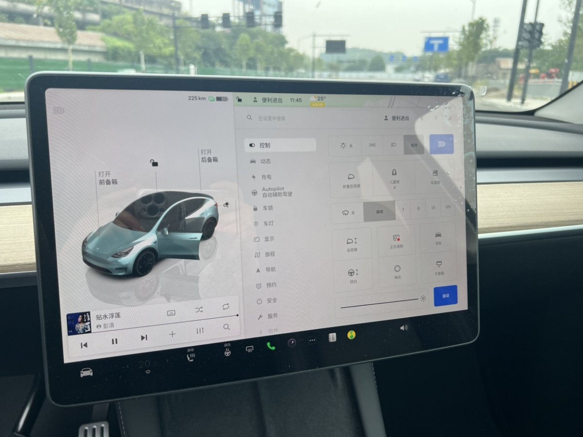 特斯拉 Model 3  2022款 Performance高性能全輪驅(qū)動版圖片