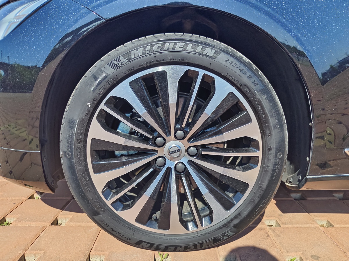2023年5月沃爾沃 S90  2023款 B5 智逸豪華版