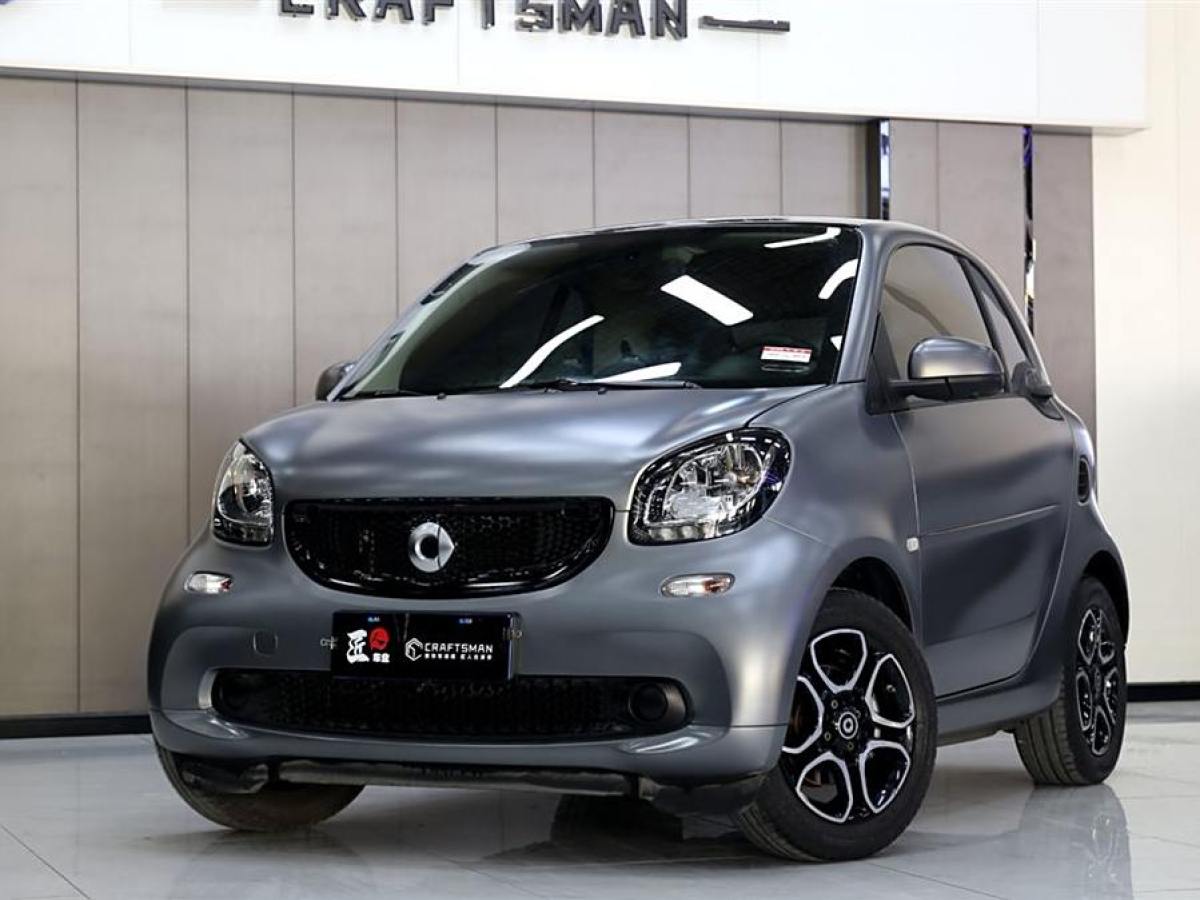 smart fortwo  2019款 0.9T 66千瓦硬頂風(fēng)擎版 國VI圖片