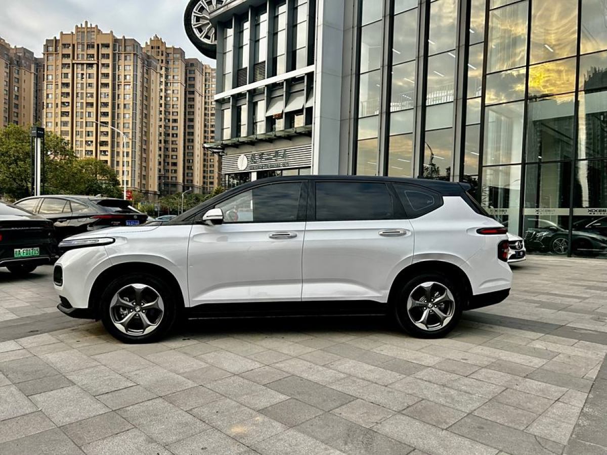 寶駿 RM-5  2019款 1.5T CVT 24小時在線尊貴型 7座圖片