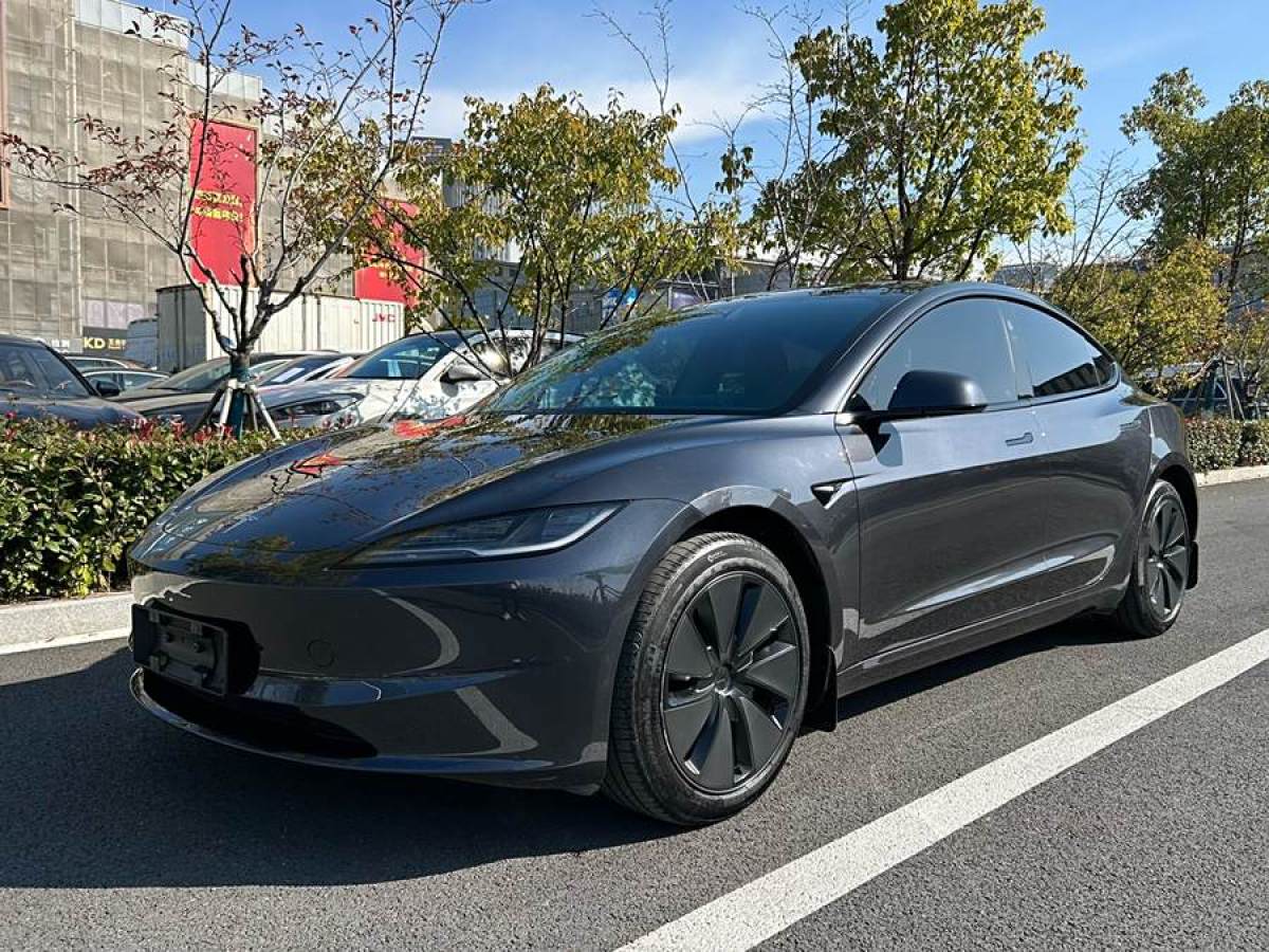 特斯拉 Model Y  2023款 后輪驅(qū)動版圖片