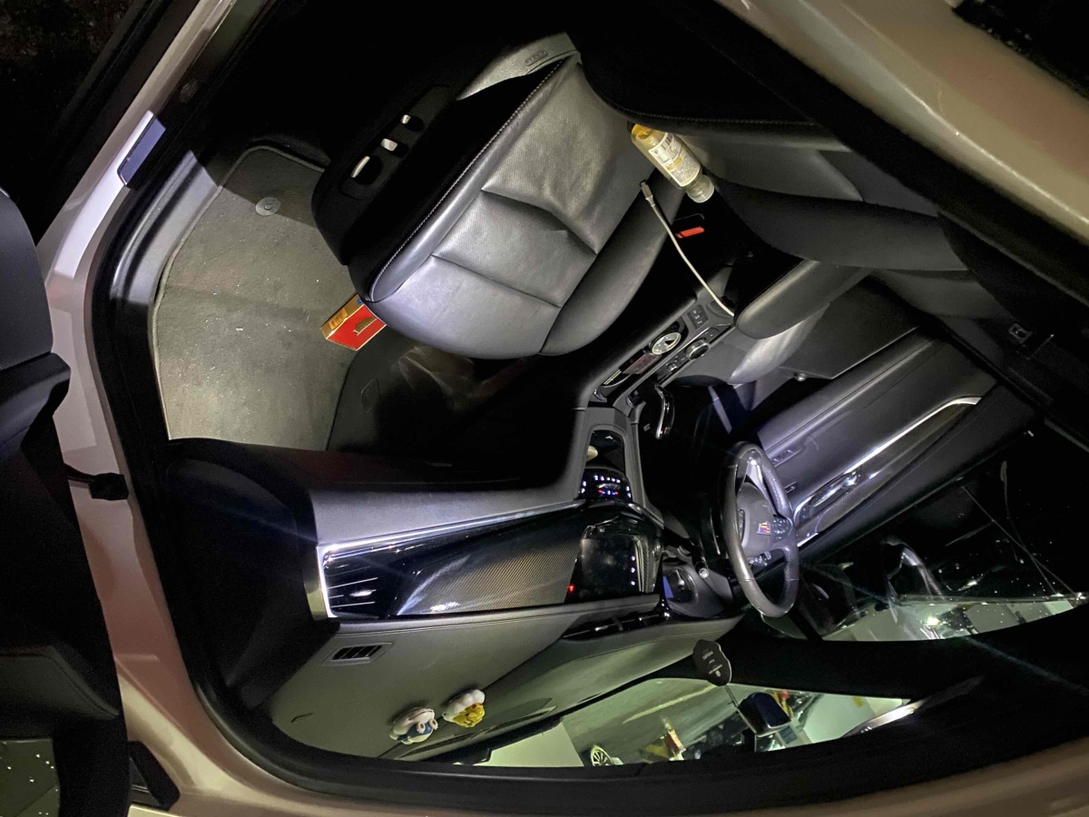 凯迪拉克 XT6  2020款 改款 28T 六座四驱豪华型图片