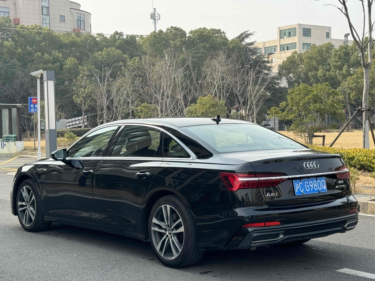 奧迪 奧迪A6L  2019款 45 TFSI 臻選動(dòng)感型圖片