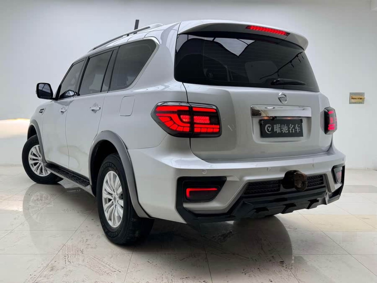 日產(chǎn) 途樂(lè)  2018款 4.0L 領(lǐng)英型圖片