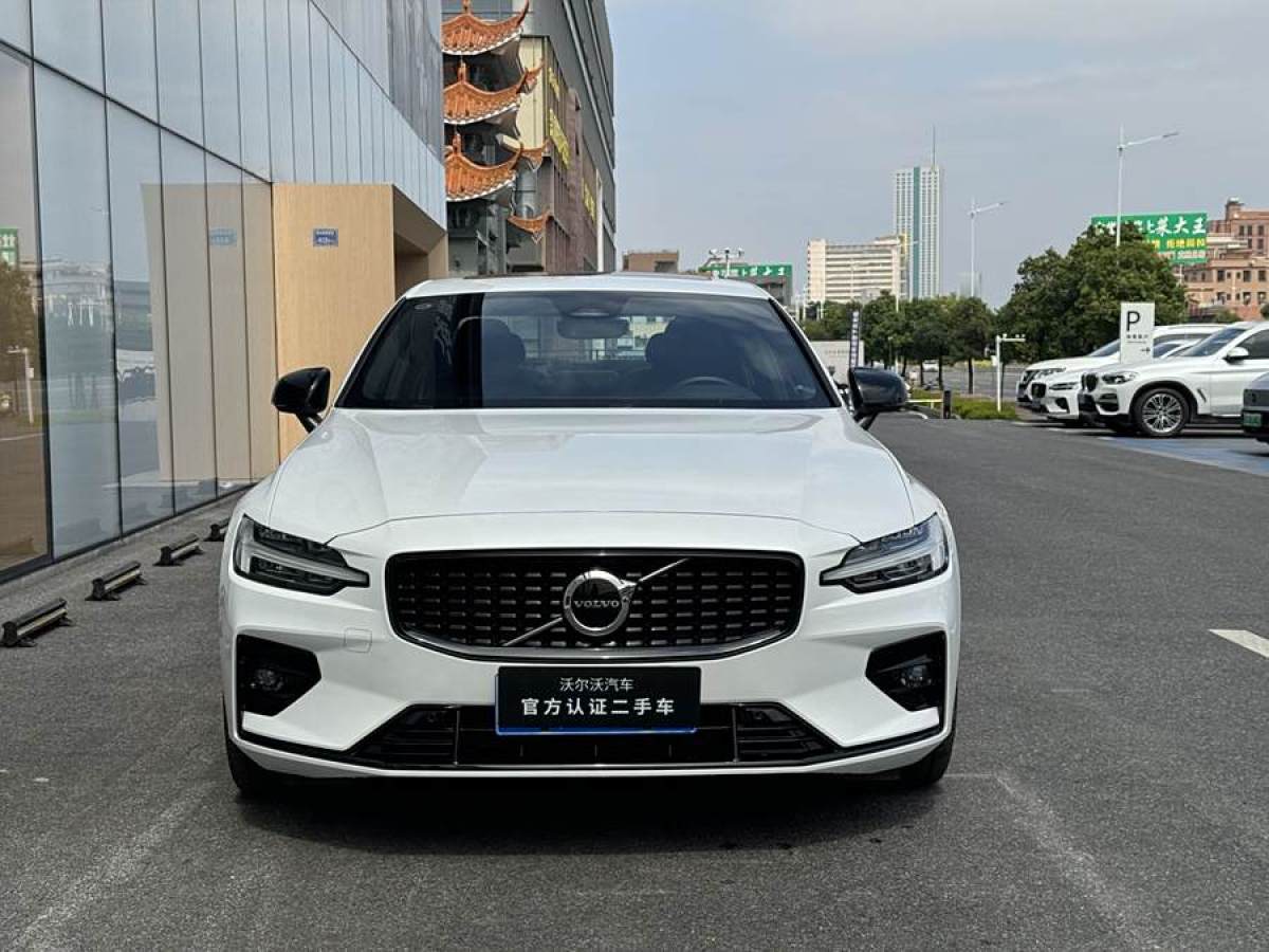 2023年7月沃爾沃 S60L  2024款 B5 智雅運動版