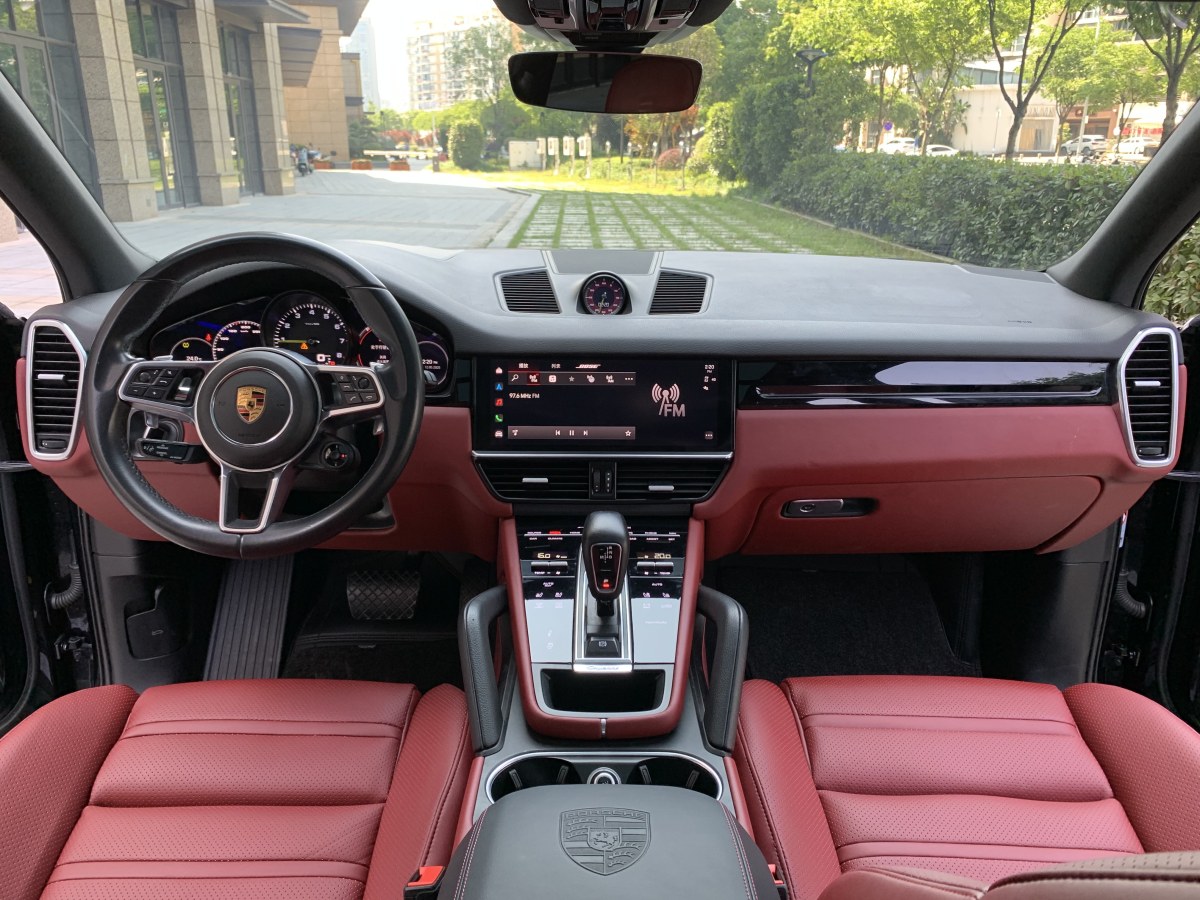 保時(shí)捷 Cayenne新能源  2022款 Cayenne E-Hybrid 2.0T 鉑金版圖片