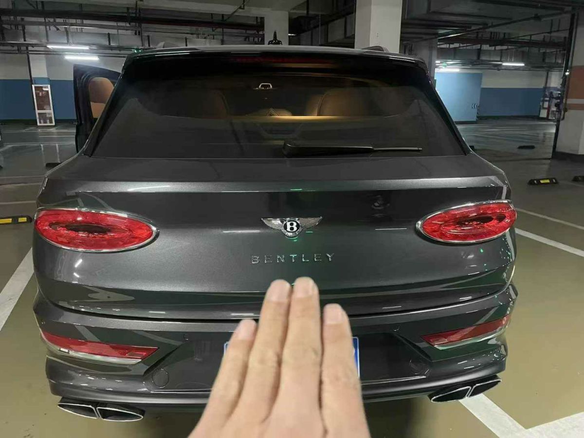 賓利 添越  2022款 4.0T V8圖片