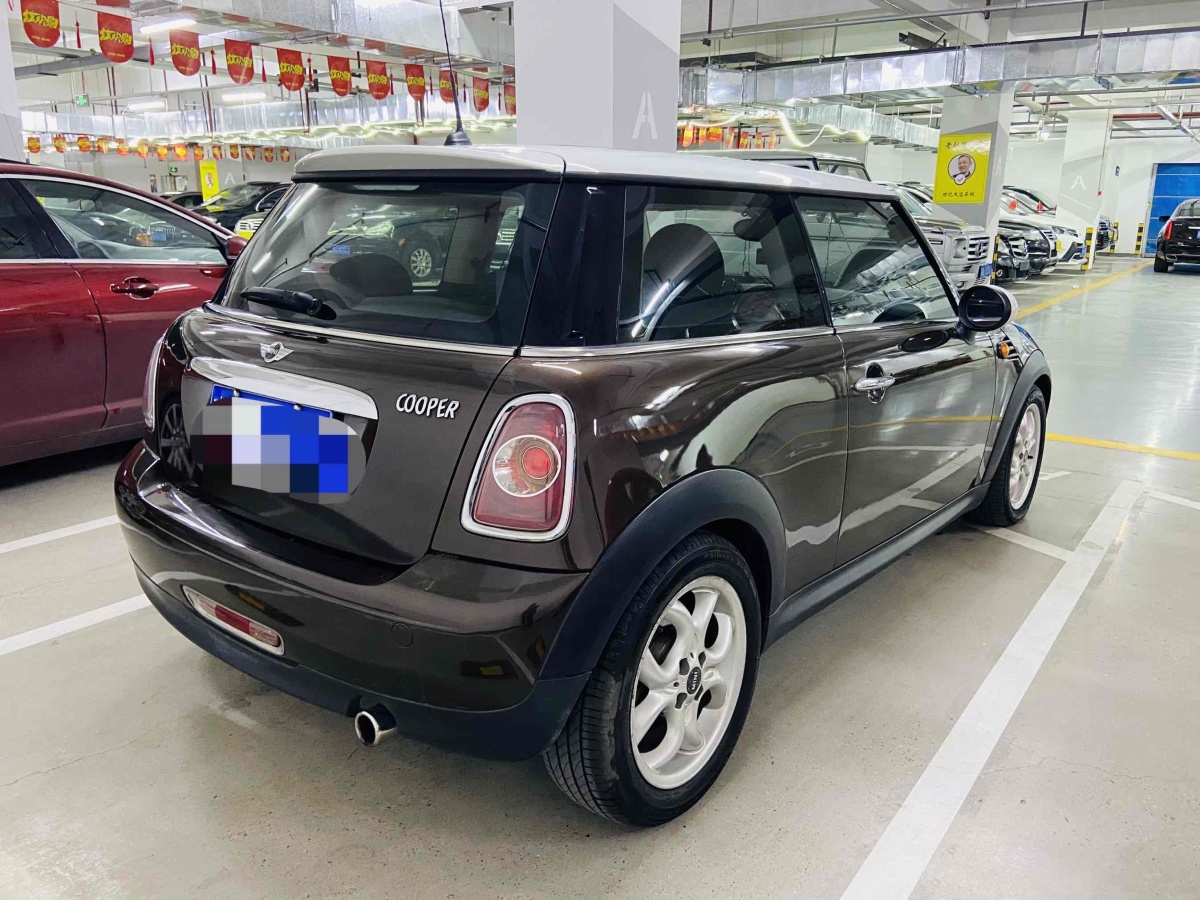 MINI COUNTRYMAN  2011款 1.6L COOPER Excitement图片