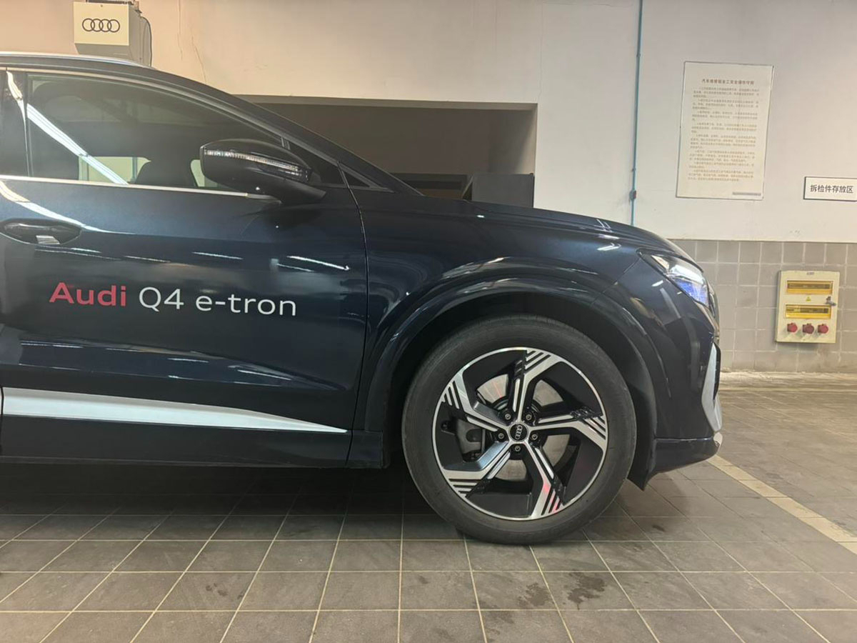 奧迪 奧迪Q4 e-tron  2023款 40 e-tron 創(chuàng)境版圖片