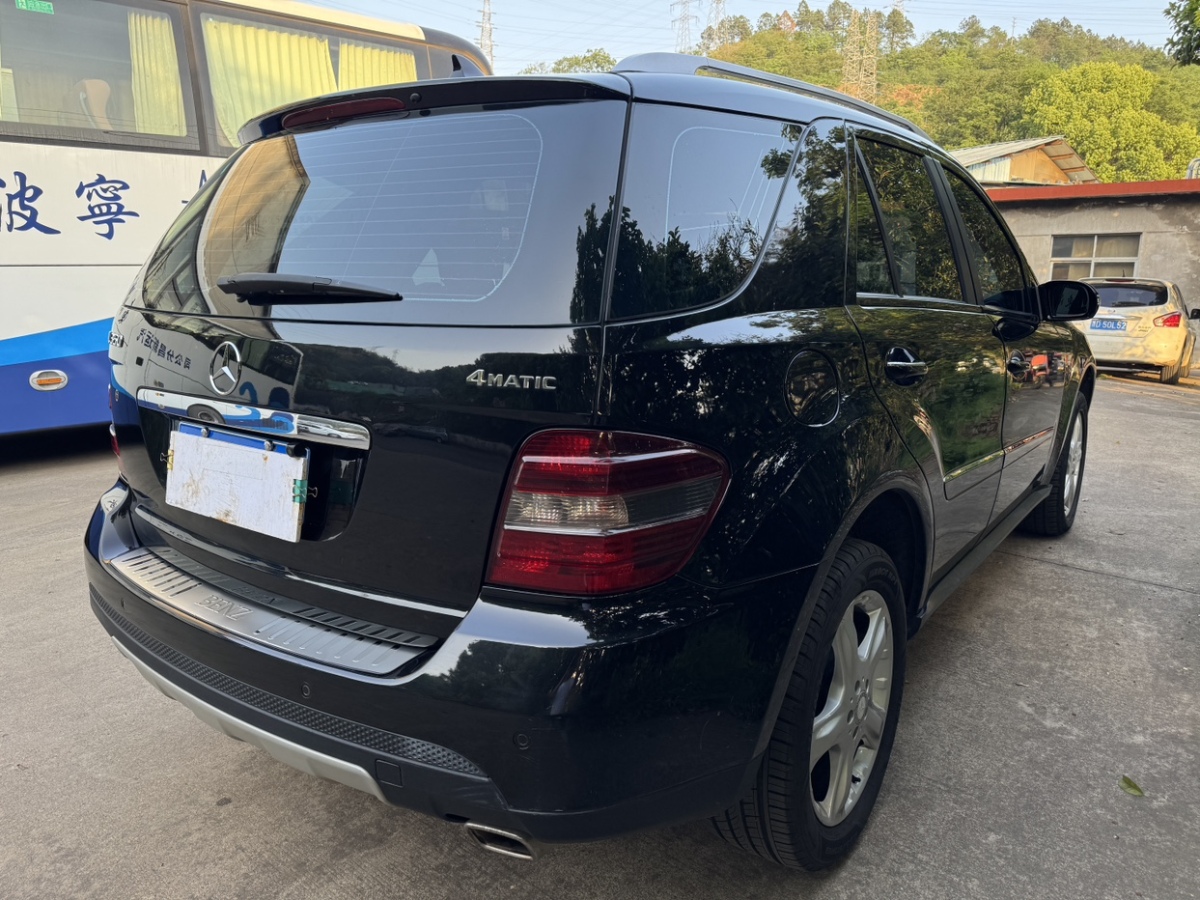 奔馳 奔馳M級(jí)  2013款 ML 350 美規(guī)版圖片