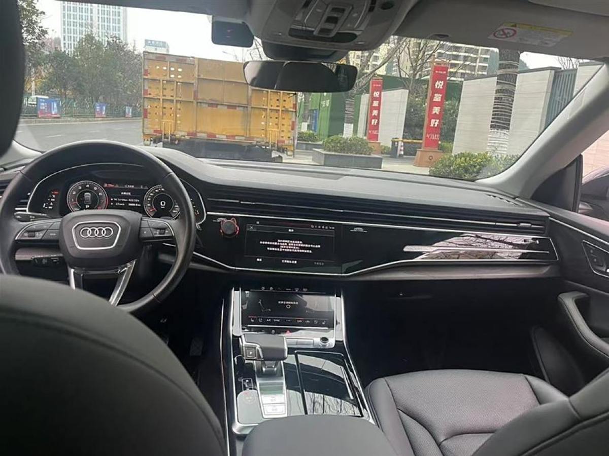 奧迪 奧迪Q8  2023款 55 TFSI 豪華動(dòng)感型圖片