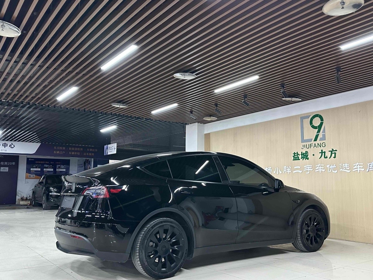 特斯拉 Model Y  2023款 長續(xù)航煥新版 雙電機(jī)全輪驅(qū)動圖片