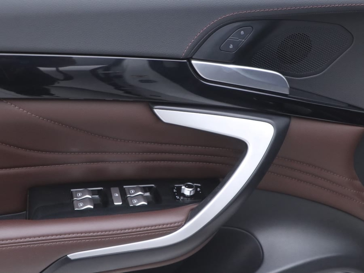 WEY VV7  2017款 2.0T 旗艦型圖片