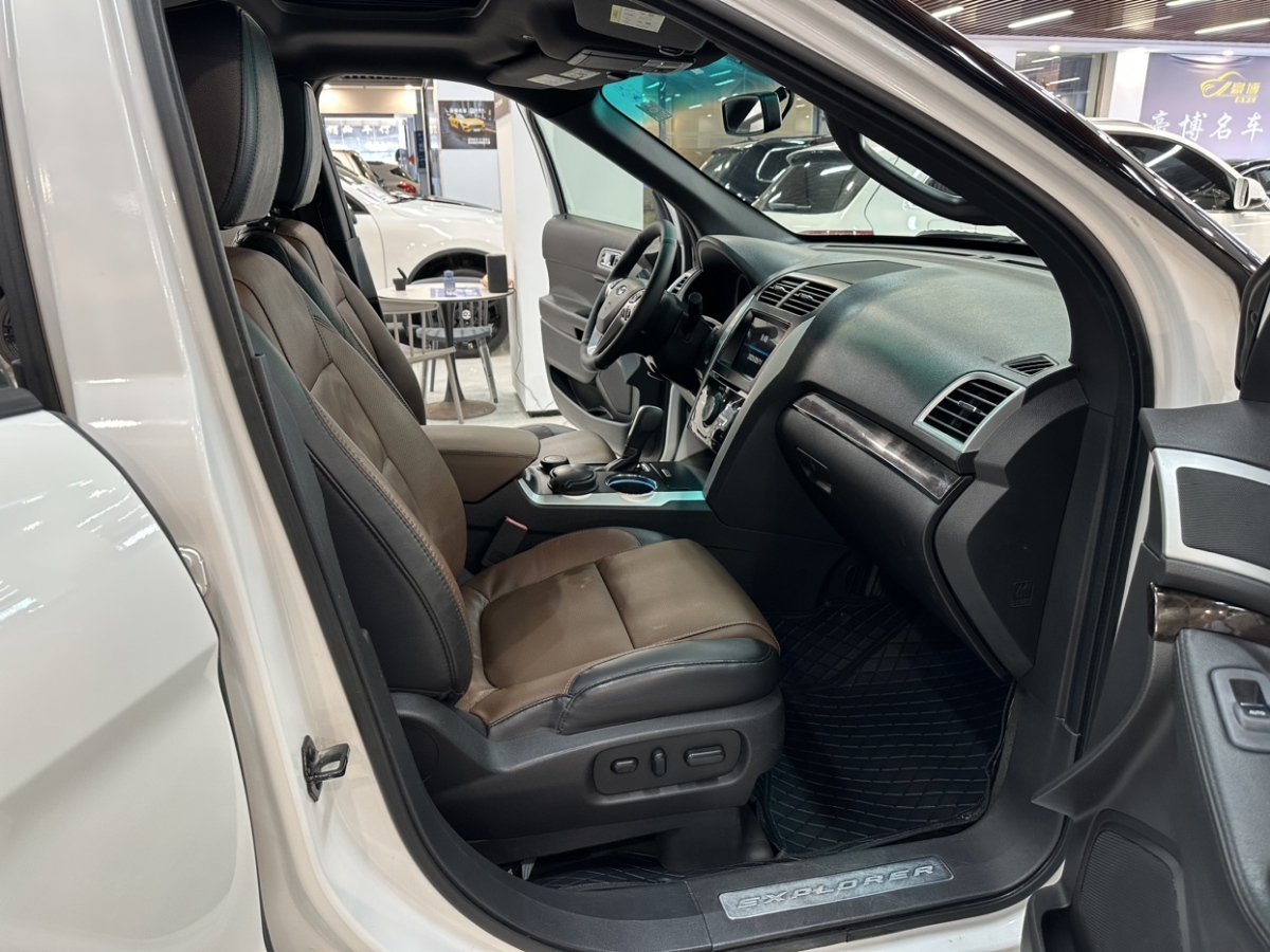 福特 探險(xiǎn)者  2013款 3.5L 尊享型圖片