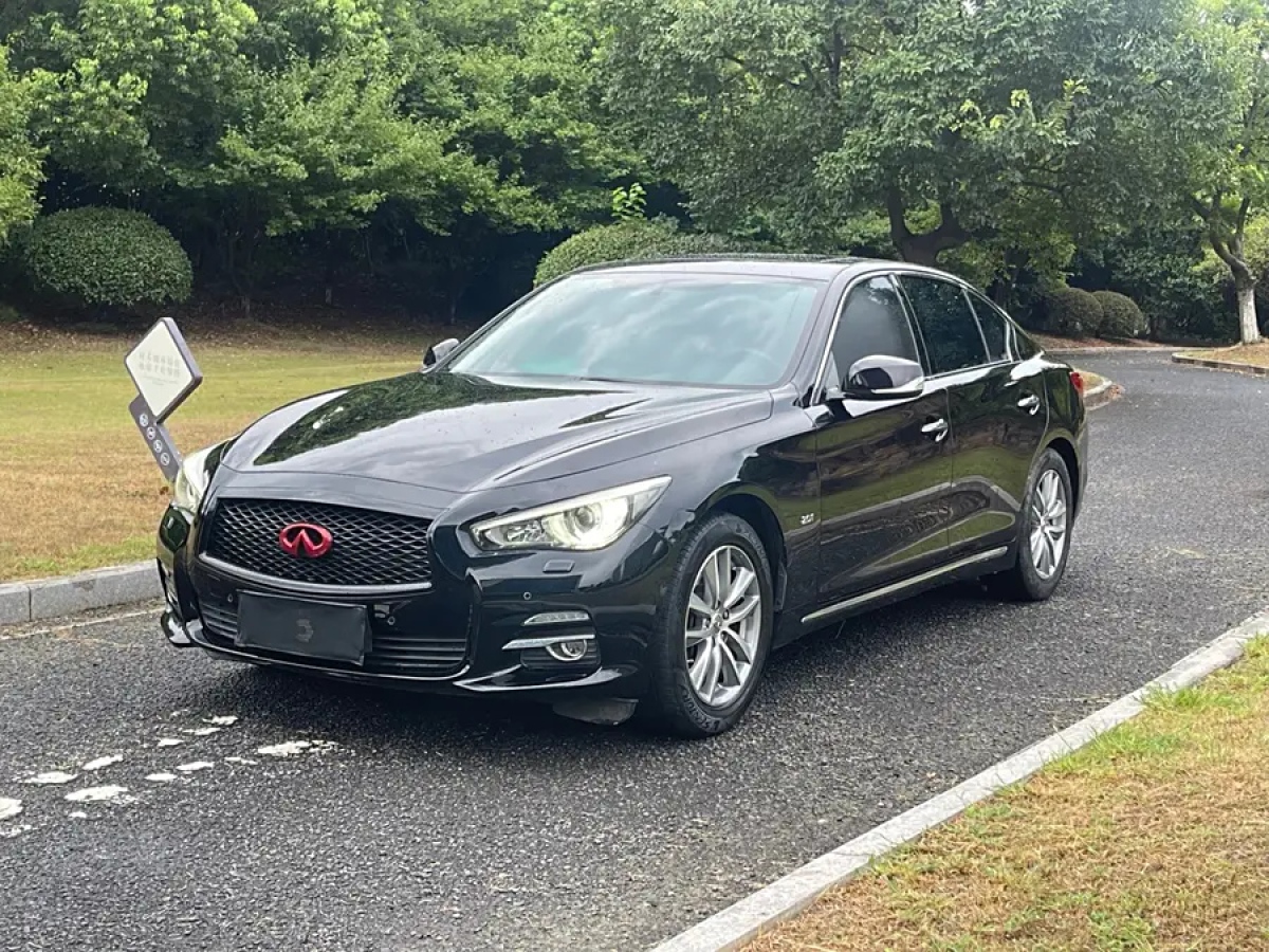 英菲尼迪 Q50L  2016款 2.0T 悅享版圖片