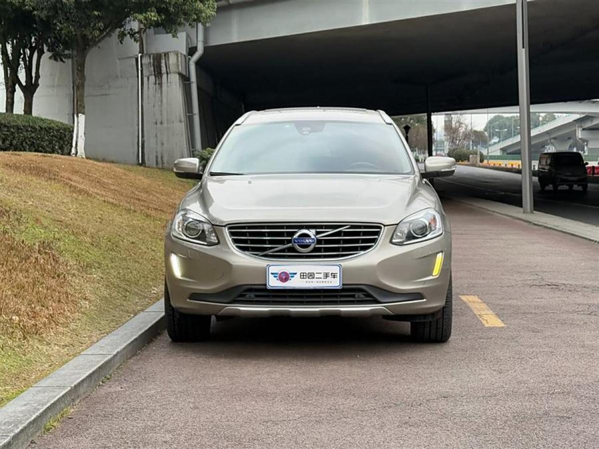 沃爾沃 XC60  2015款 T5 智進(jìn)版圖片