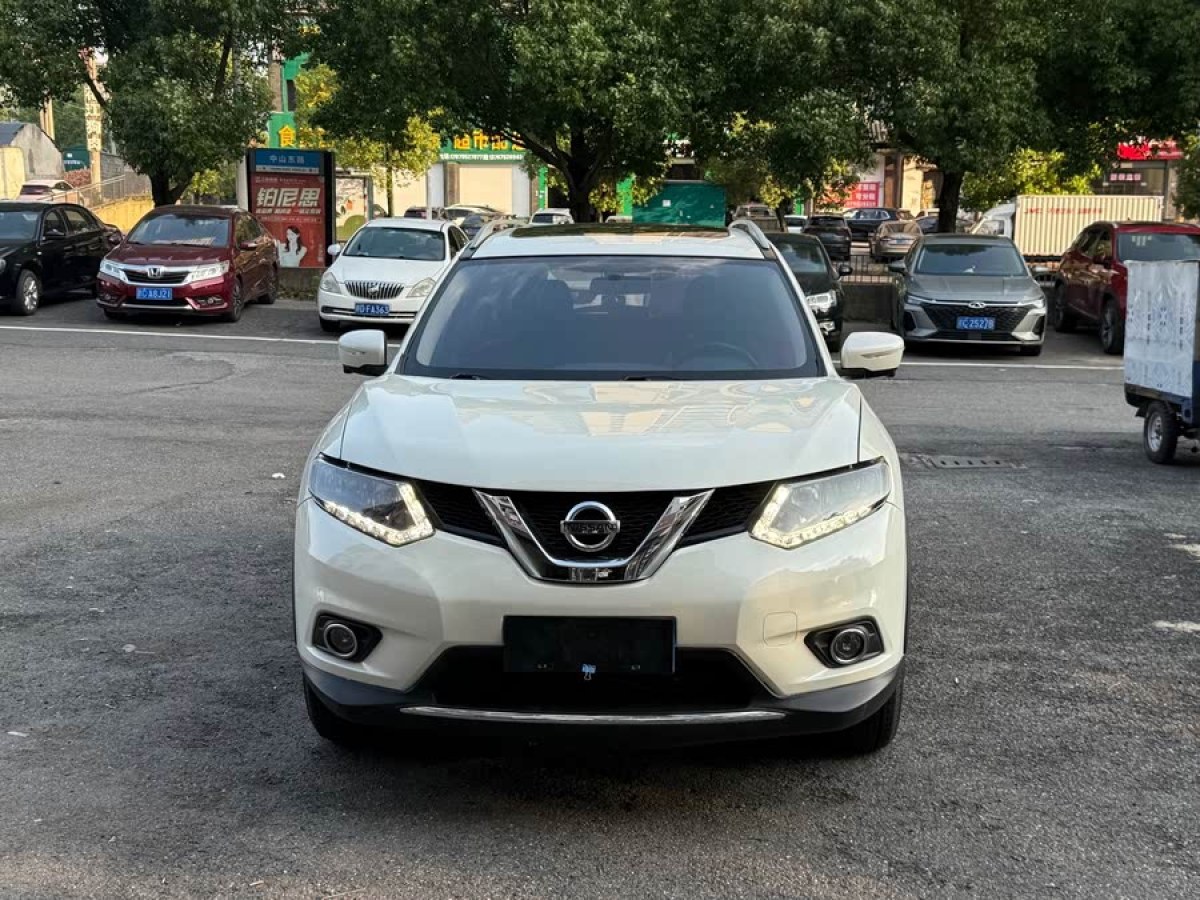 日產(chǎn) 奇駿  2014款 2.0L CVT舒適版 2WD圖片