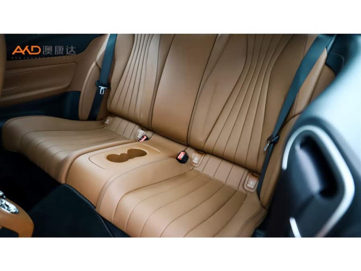 奔馳 奔馳E級  2023款 改款 E 300 轎跑車圖片