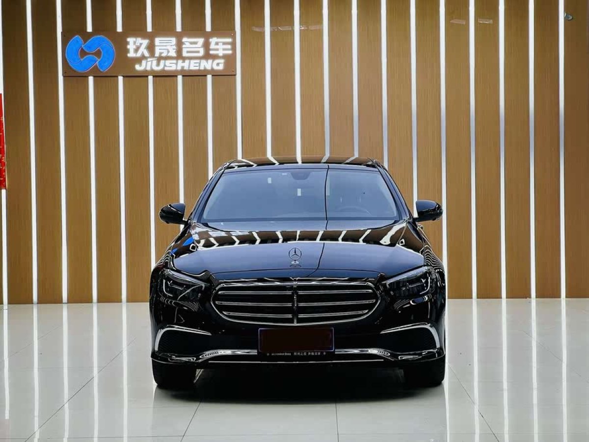 奔馳 奔馳E級  2021款 改款 E 300 L 豪華型圖片