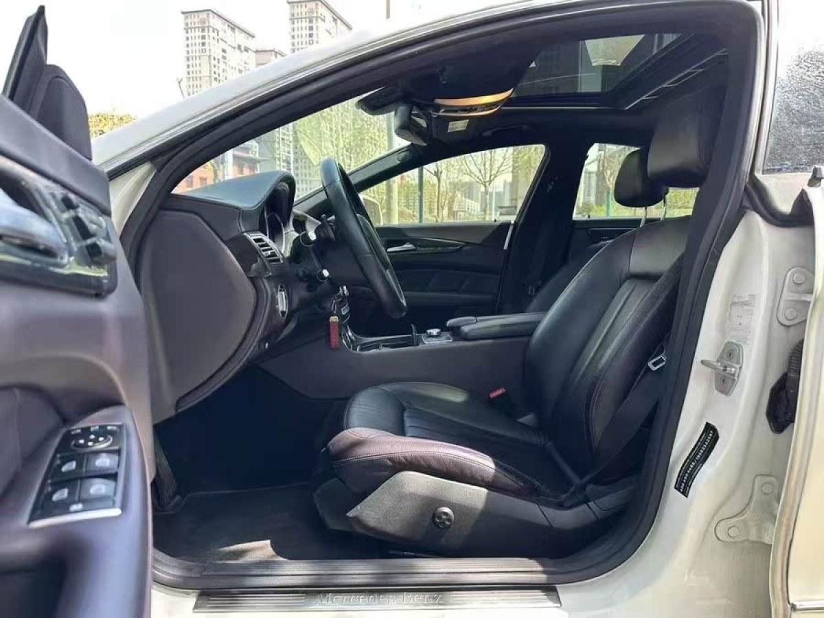 奔馳 奔馳CLS級(jí)  2012款 CLS 300 CGI圖片