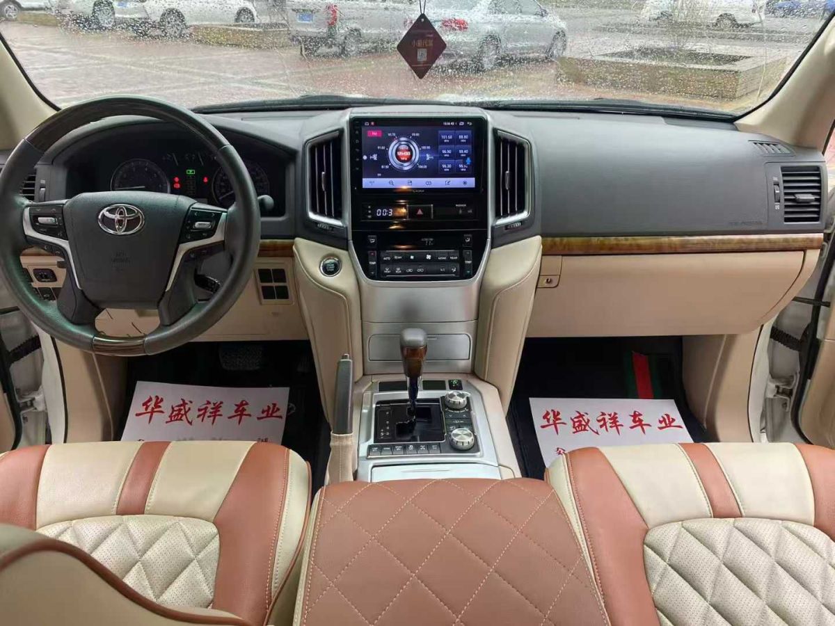豐田 蘭德酷路澤  2015款 4.6L V8 中東限量版圖片