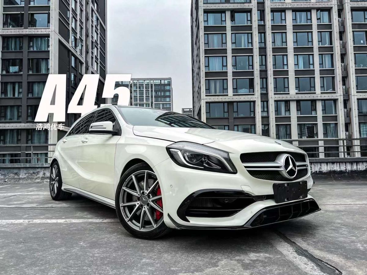 奔馳 奔馳a級amg 2018款 amg a 45 4matic 臻藏版 黑色 自動檔對價格