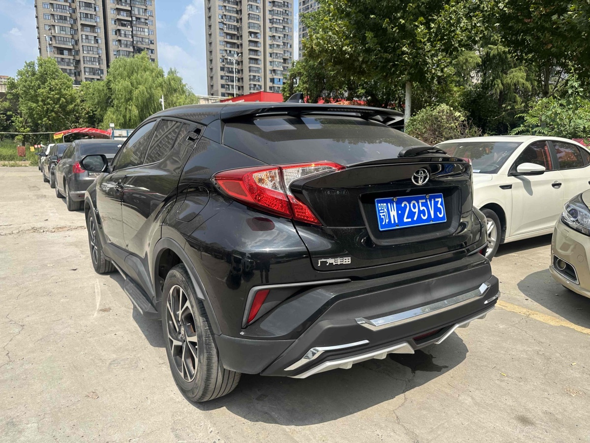 2019年5月豐田 C-HR  2018款 2.0L 領(lǐng)先版 國(guó)V