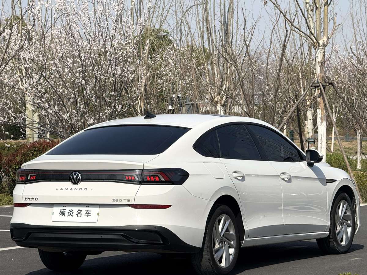 大眾 凌渡  2022款 凌渡L 280TSI DSG熱辣版圖片