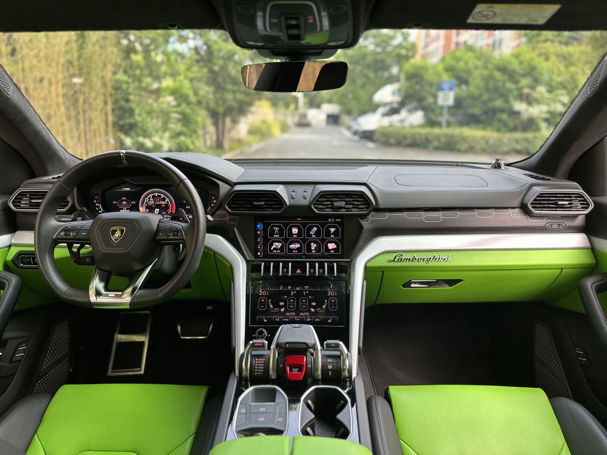 2019年8月兰博基尼 Urus  2018款 4.0T V8