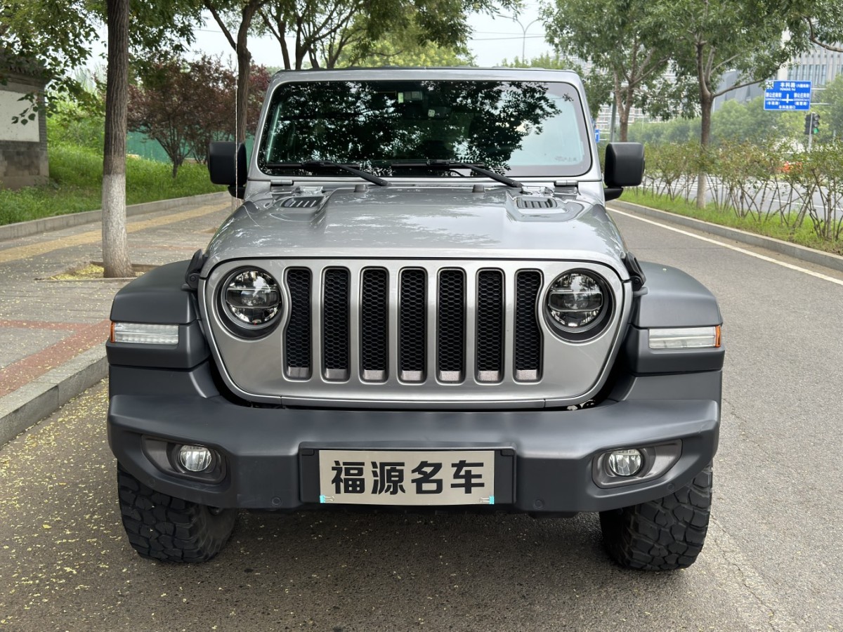 Jeep 牧马人  2018款 2.0T Rubicon 四门版图片