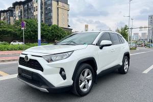 RAV4荣放 丰田 2.0L CVT两驱风尚版