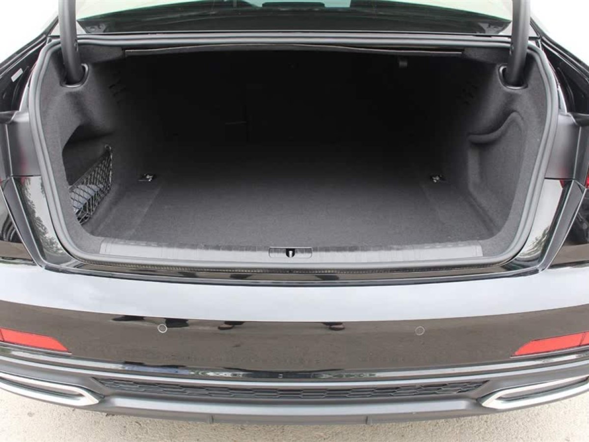 奧迪 奧迪A6L  2021款 45 TFSI quattro 臻選動感型圖片