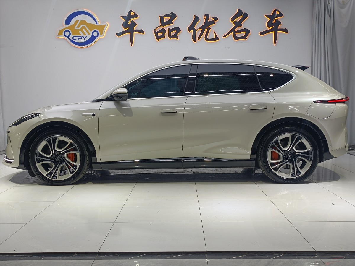 智己 智己LS7  2023款 100kWh Pro四驅(qū)版圖片