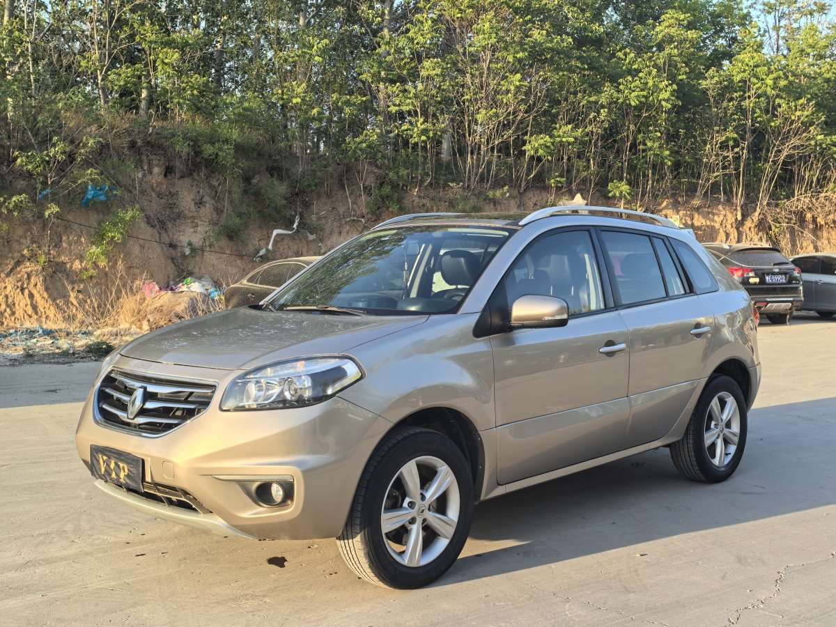 雷諾 科雷傲  2012款 2.5L 四驅(qū)舒適導(dǎo)航版圖片