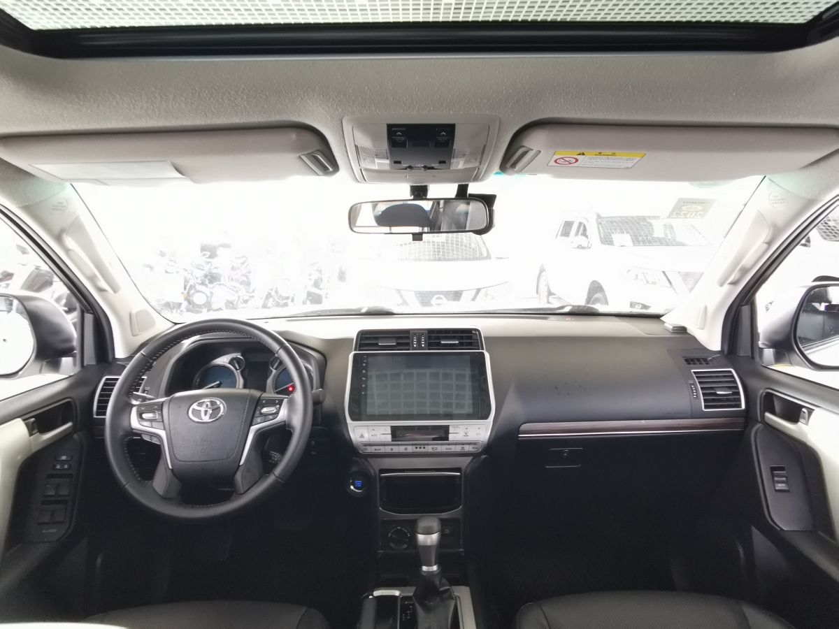 2018年4月丰田 普拉多  2018款 3.5L 自动TX-L后挂备胎