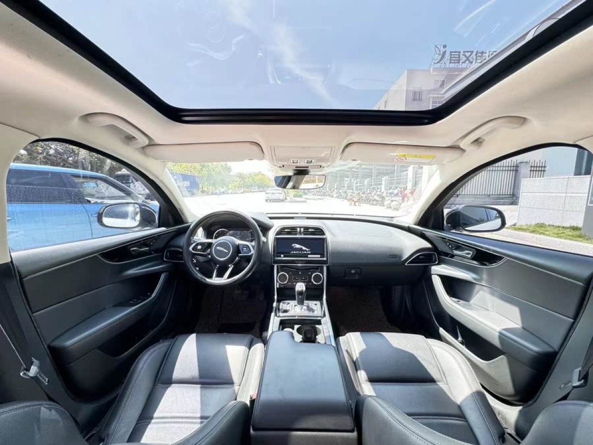 捷豹 XEL  2020款 2.0T 200PS S進取優(yōu)雅版圖片