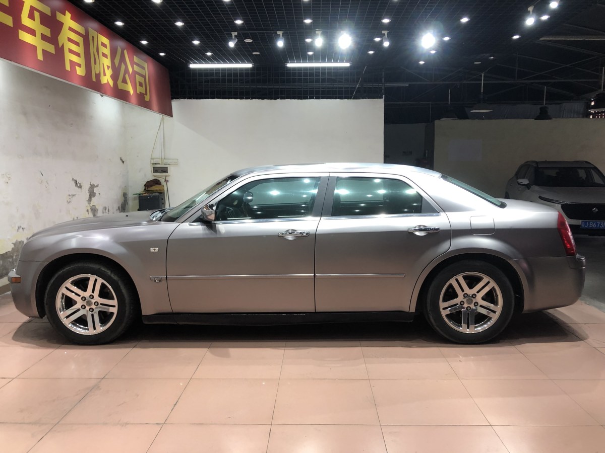 克萊斯勒 300C  2004款 3.5 V6圖片