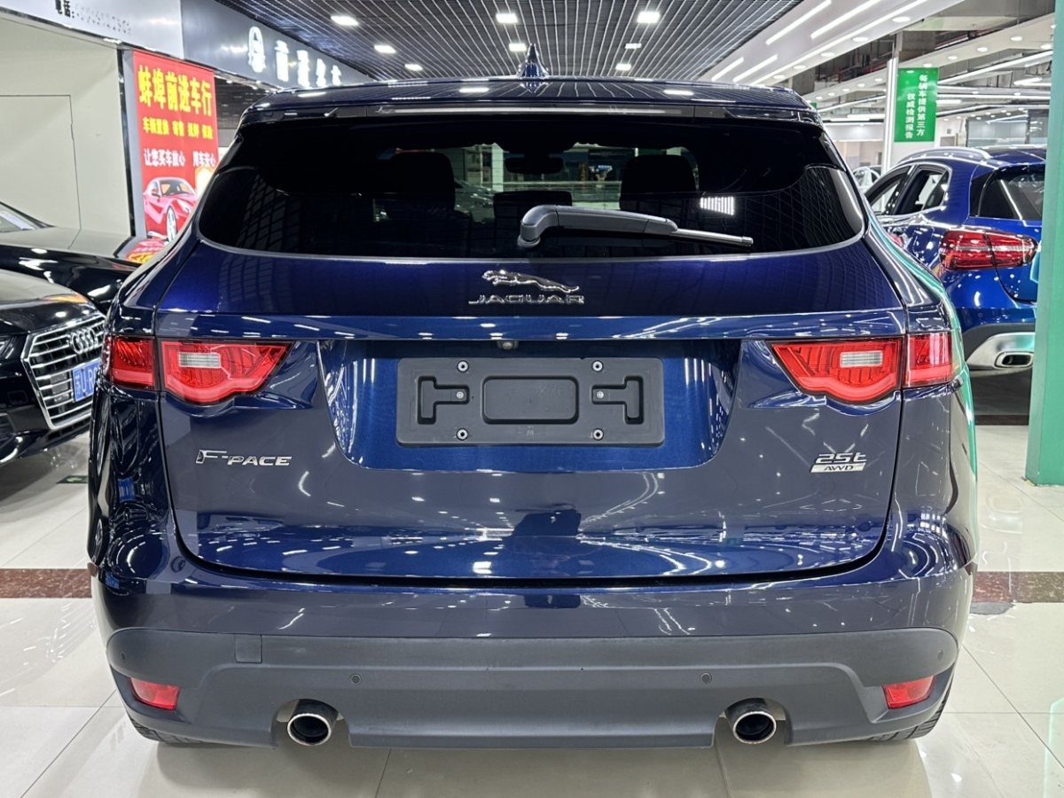 捷豹 F-PACE  2019款 2.0T 四驅(qū)都市尊享版圖片