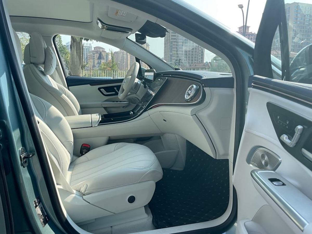 2024年5月奔馳 奔馳EQE SUV  2024款 350 4MATIC 豪華版