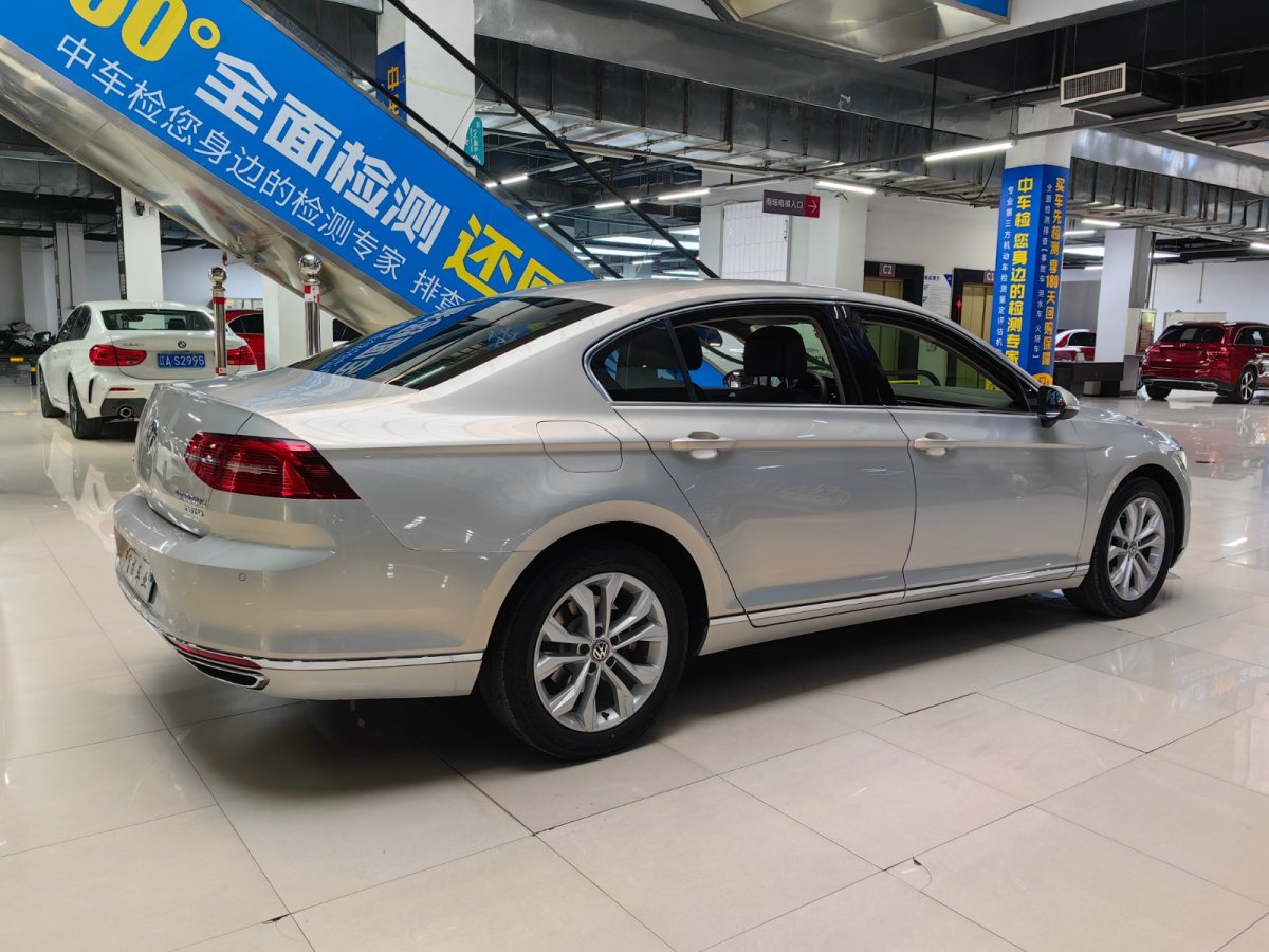 大眾 邁騰  2017款 330TSI DSG 豪華型圖片