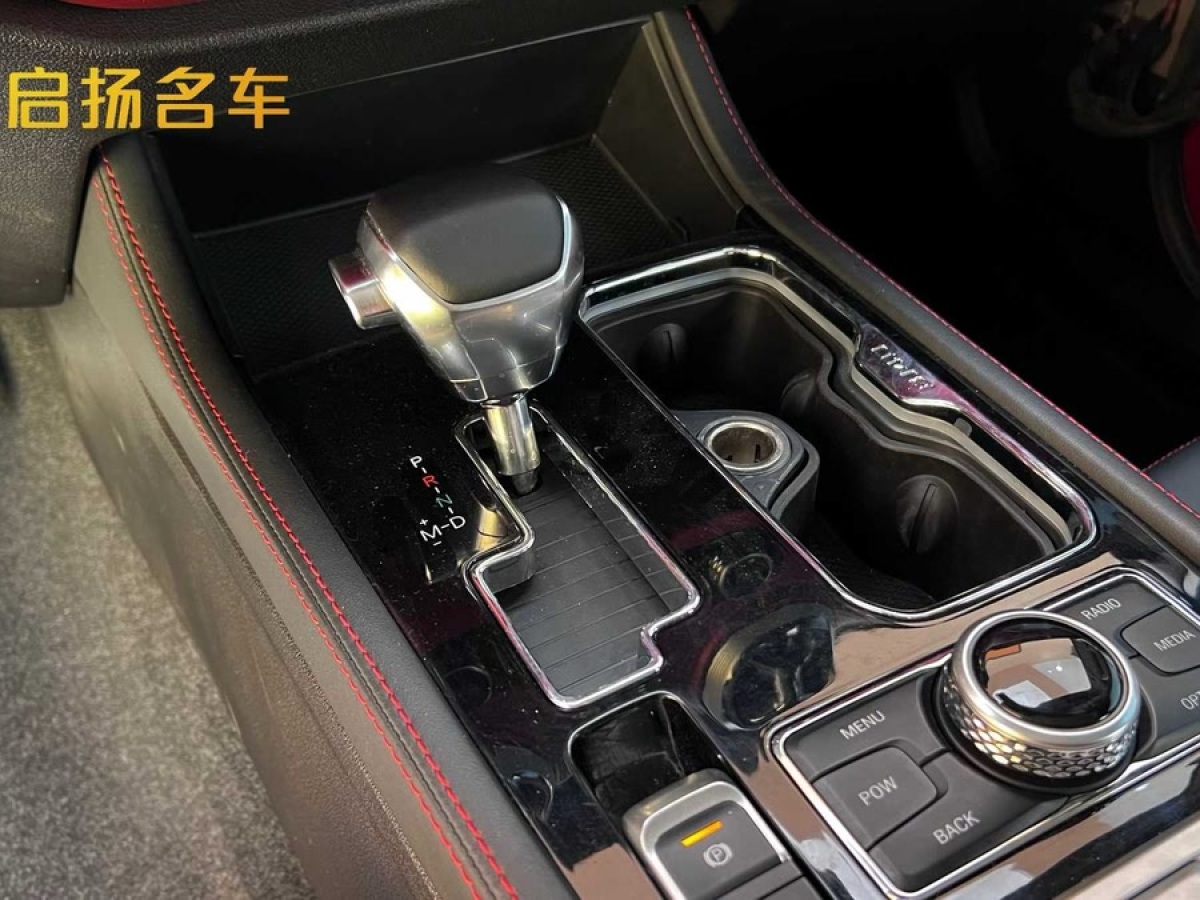 北京 BJ40  2019款  PLUS 2.3T 自動四驅(qū)尊享版 國VI圖片