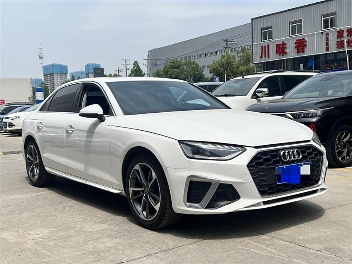 奧迪 奧迪A4L  2022款 40 TFSI 時(shí)尚動感型圖片