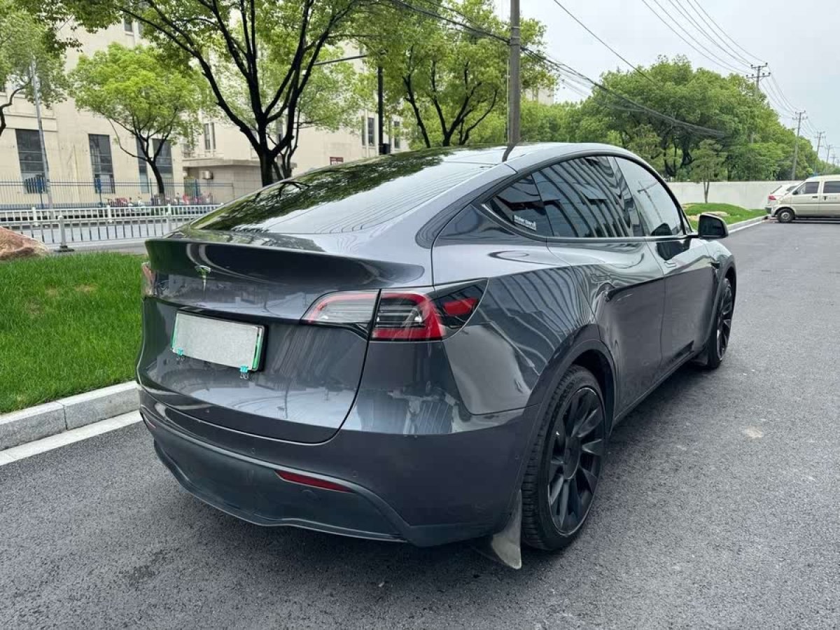 特斯拉 Model Y  2022款 改款 后輪驅(qū)動版圖片