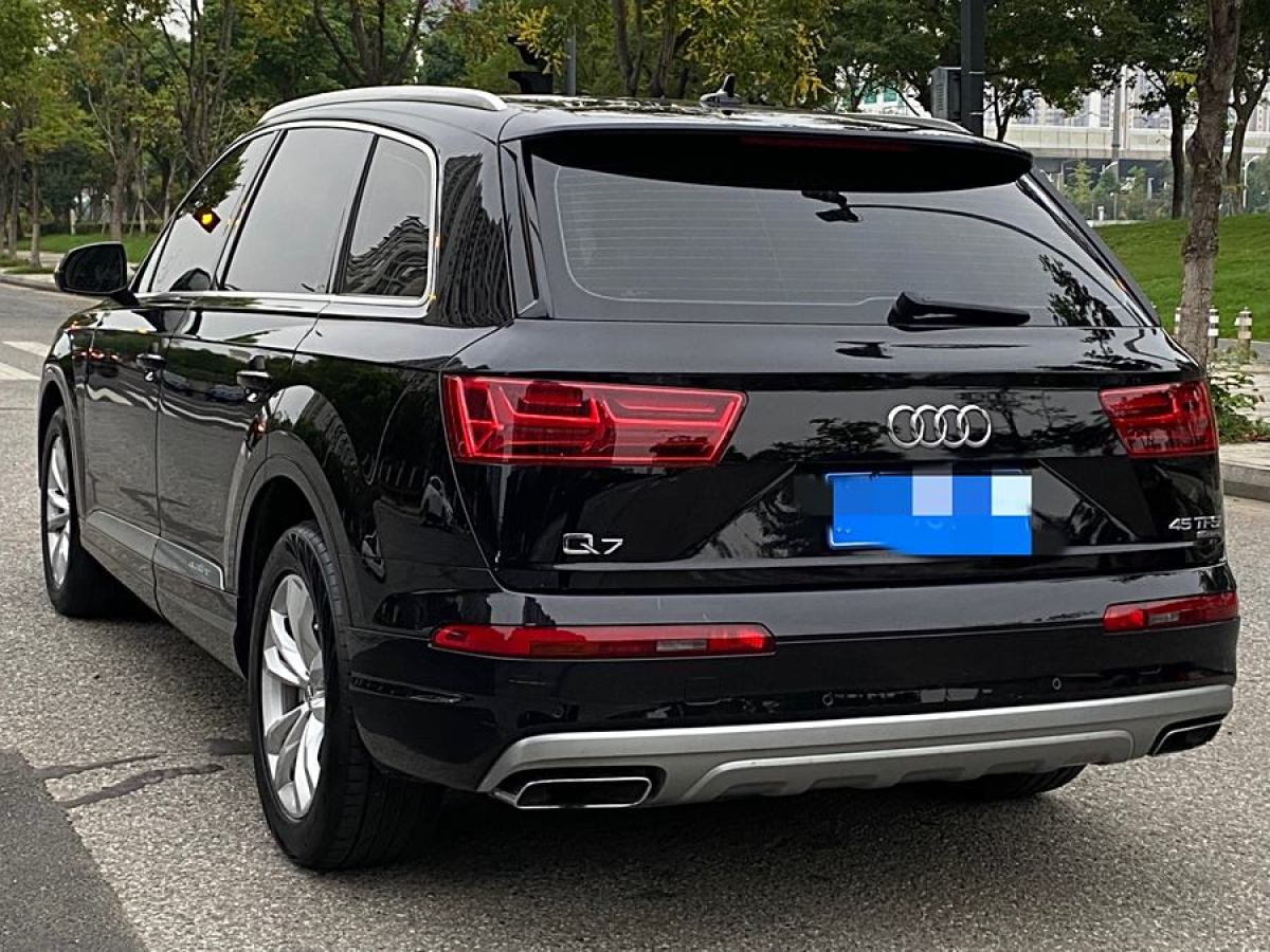 奧迪 奧迪Q7  2018款 45 TFSI 技術(shù)型圖片