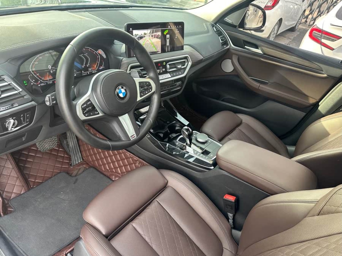 寶馬 寶馬X3  2022款 xDrive30i 領(lǐng)先型 M曜夜套裝圖片