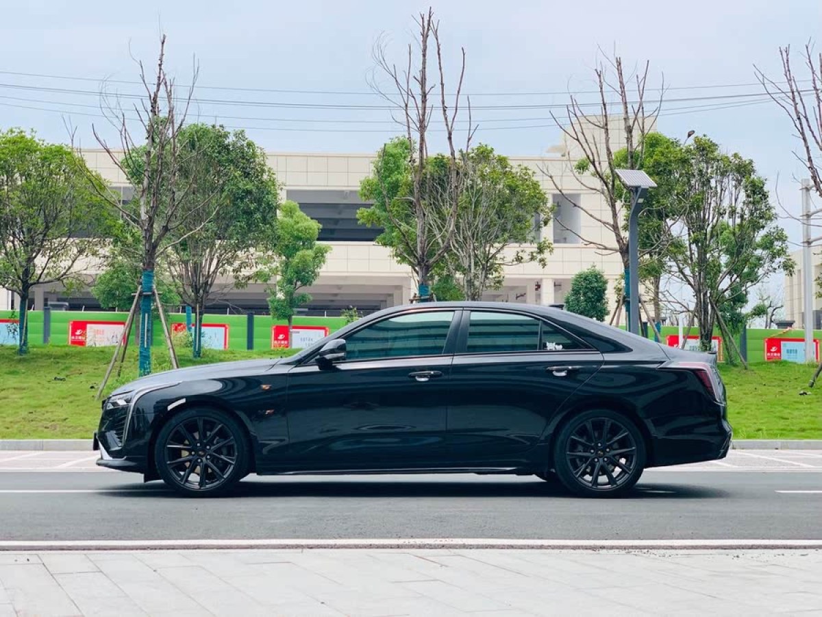 凱迪拉克 CT4  2022款 28T 尊貴型圖片