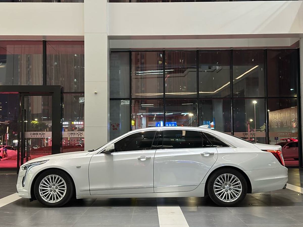 凱迪拉克 CT6  2019款 28T 豪華型圖片