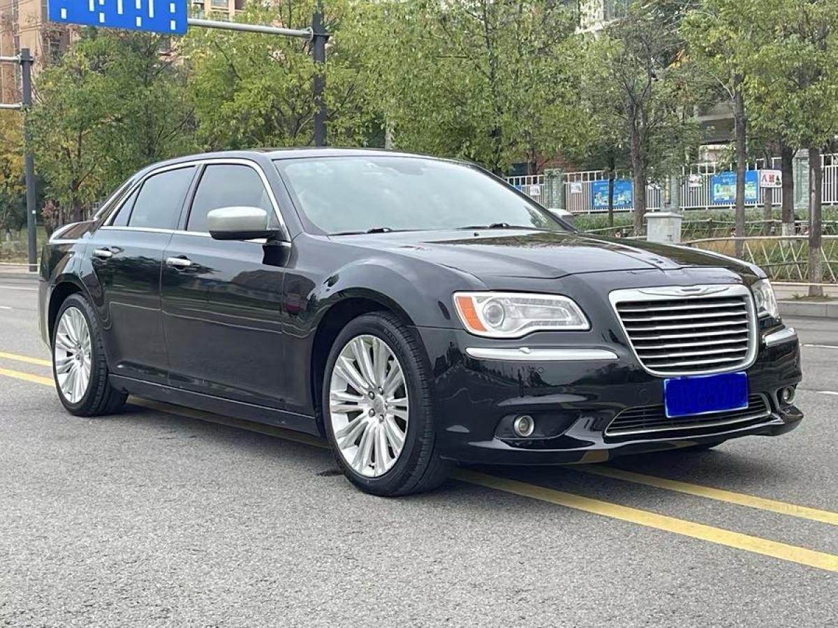 克萊斯勒 300C  2013款 3.6L 尊崇版圖片