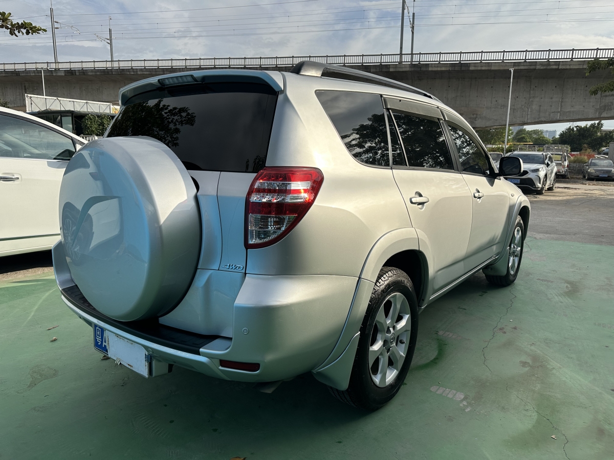 豐田 RAV4榮放  2009款 2.4L 自動豪華版圖片