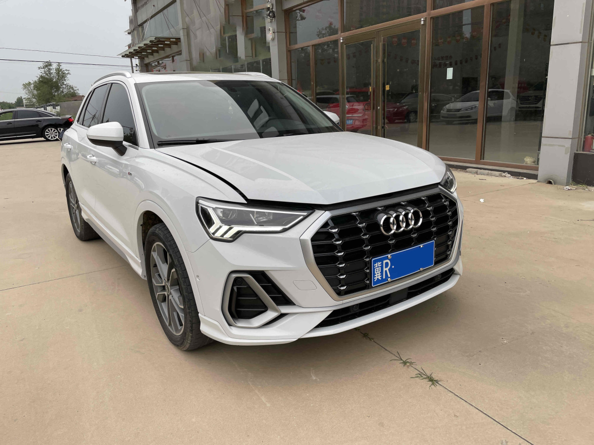 奥迪 奥迪Q3  2022款 40 TFSI 时尚动感型图片